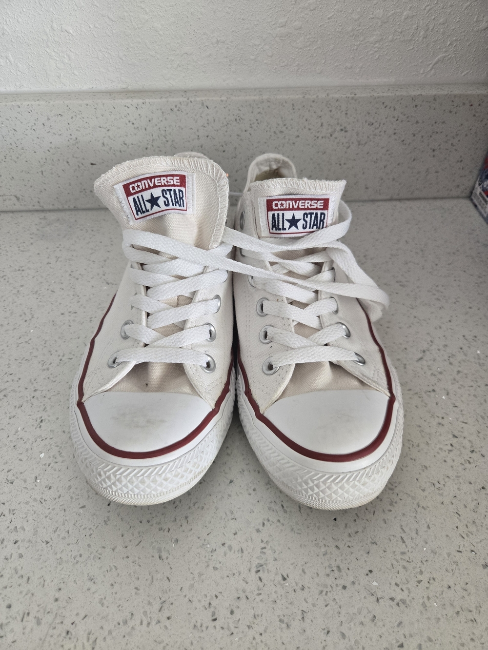 Men Converse  All Star Low Top Sneakers in Off-White with Red Trim